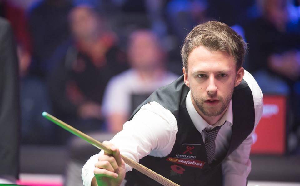 锋与中场的 锋与中场的