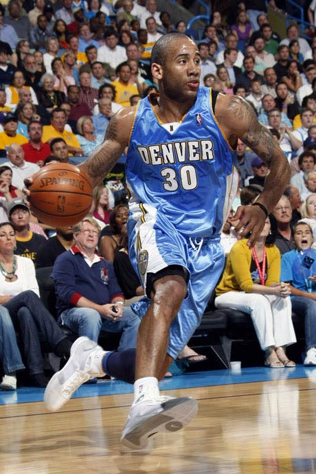 无论你是谁 无论你是谁