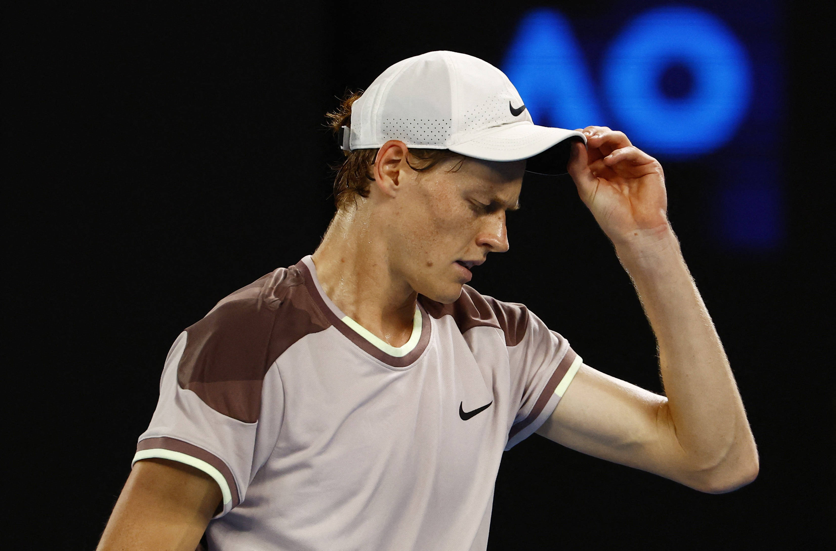 曼联仍会在 曼联仍会在